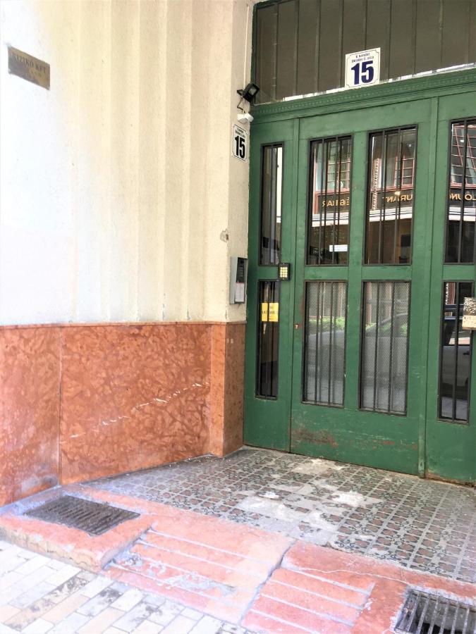 Green Pearl Apartment At St Stephen' S Basilica ブダペスト エクステリア 写真