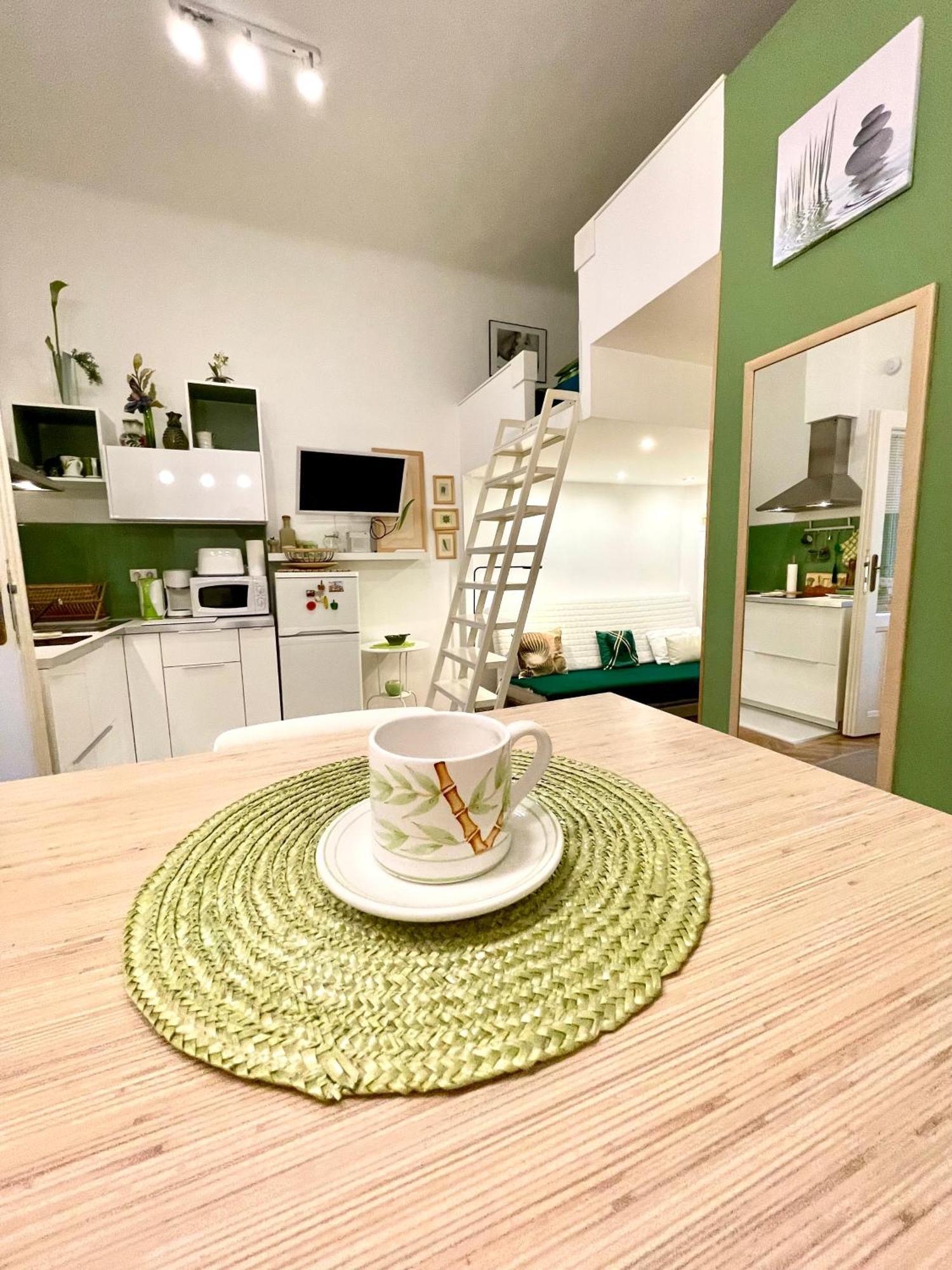Green Pearl Apartment At St Stephen' S Basilica ブダペスト エクステリア 写真