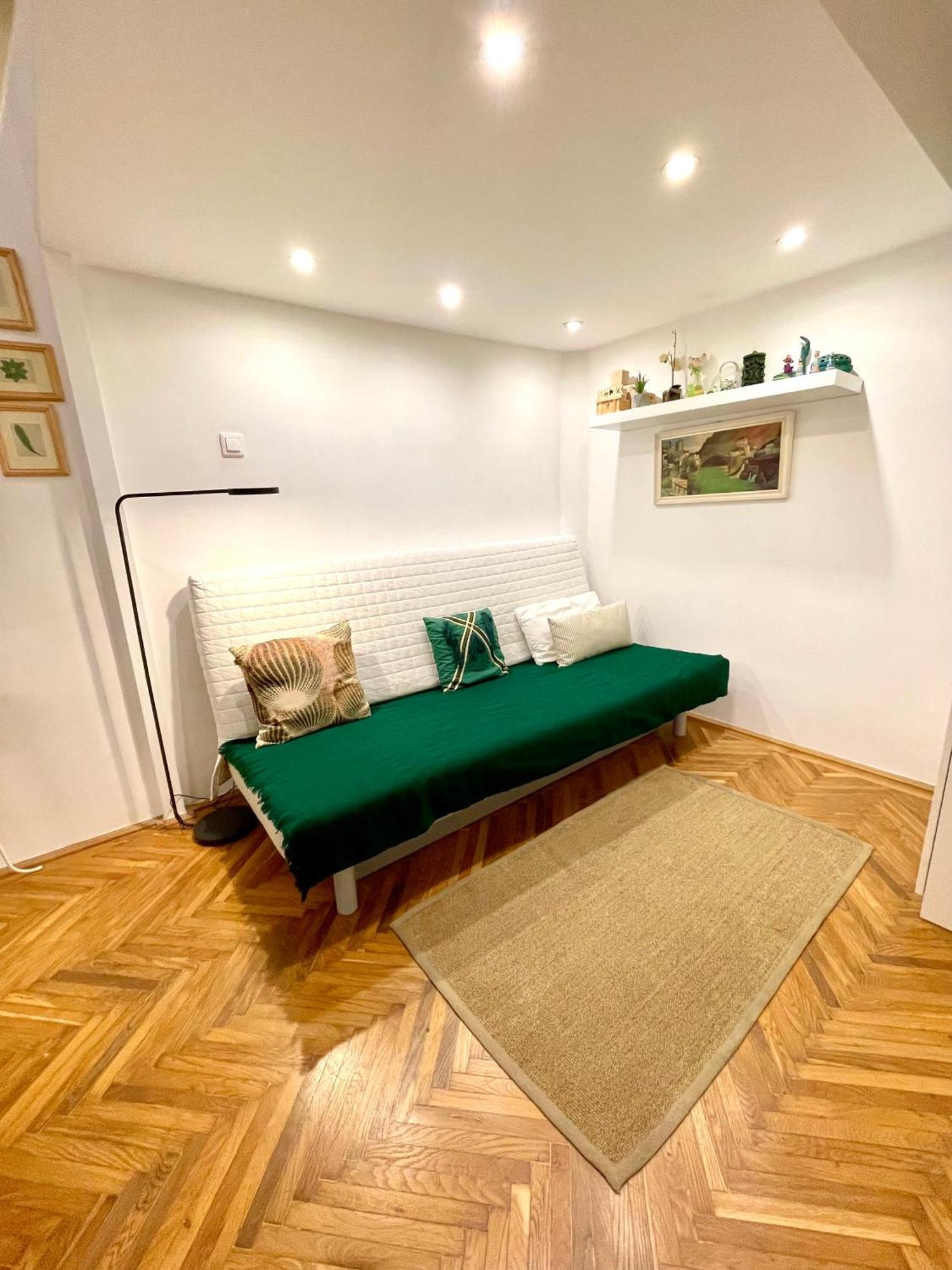 Green Pearl Apartment At St Stephen' S Basilica ブダペスト エクステリア 写真