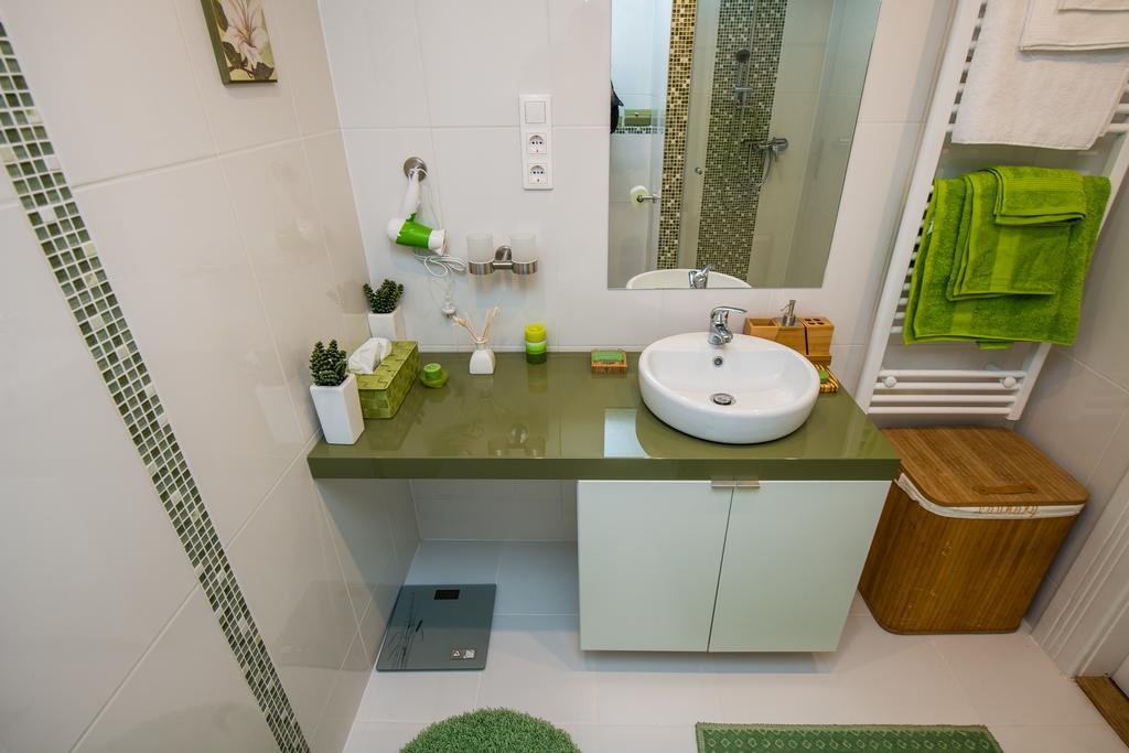 Green Pearl Apartment At St Stephen' S Basilica ブダペスト 部屋 写真